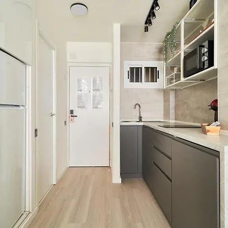 Mediterranean Viewpoint Apartment